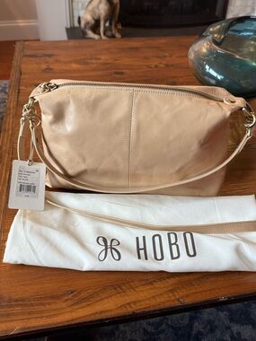 HOBO Soft Pebbled Leather Hobo in Light Beige